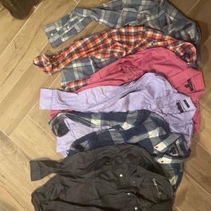 Bundle alert!  6 men’s shirts, size small